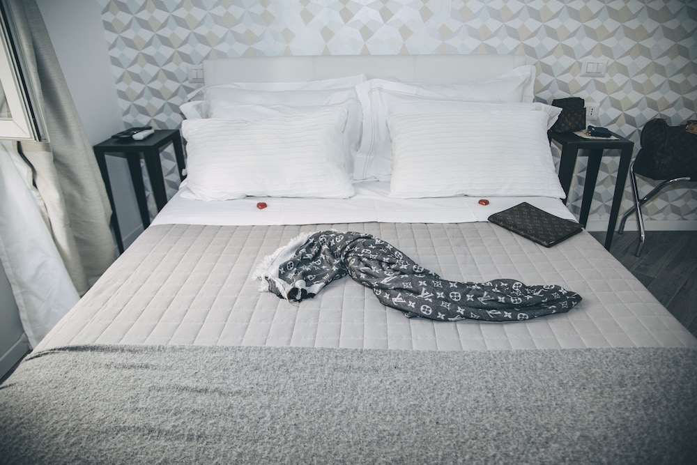 Spagna Rooms - carbon neutral hotel in Rome