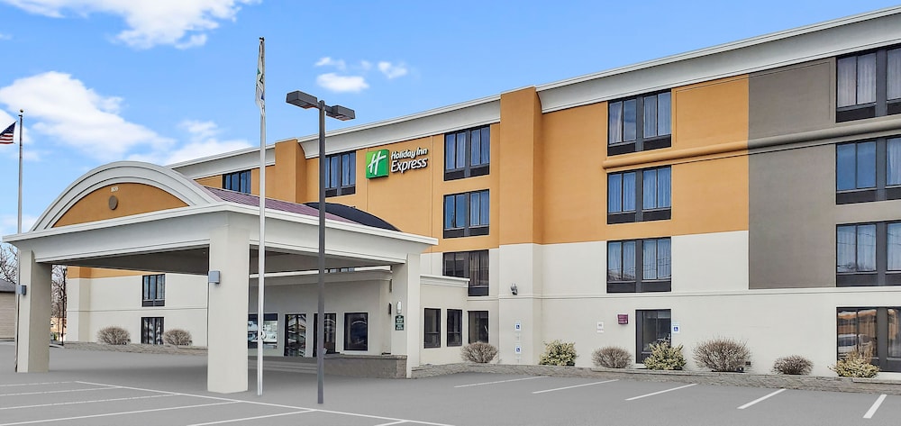 Holiday Inn Express Rochester Greece by IHG - photo 43