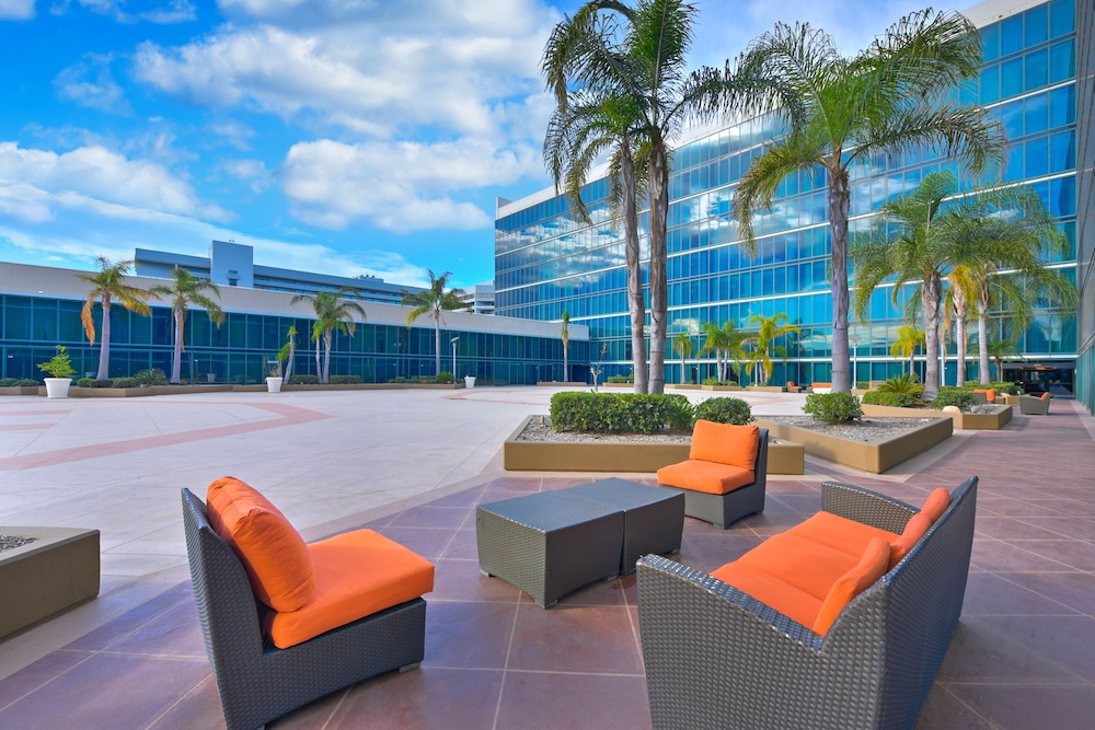 Hilton Anaheim - photo 74