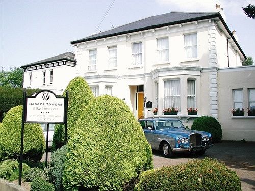 Badger Towers - last minute hotel in Cheltenham