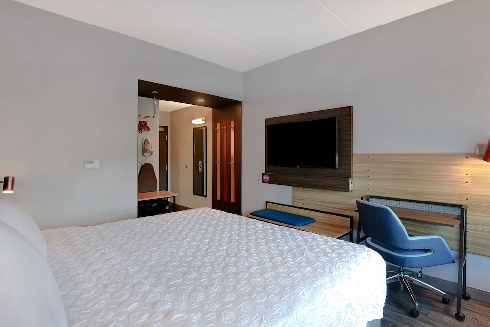 Tru By Hilton Columbia Greystone - photo 23