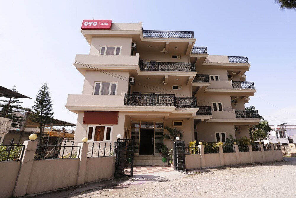 Hotel Central Park Inn - last minute hotel in Dehra Dun
