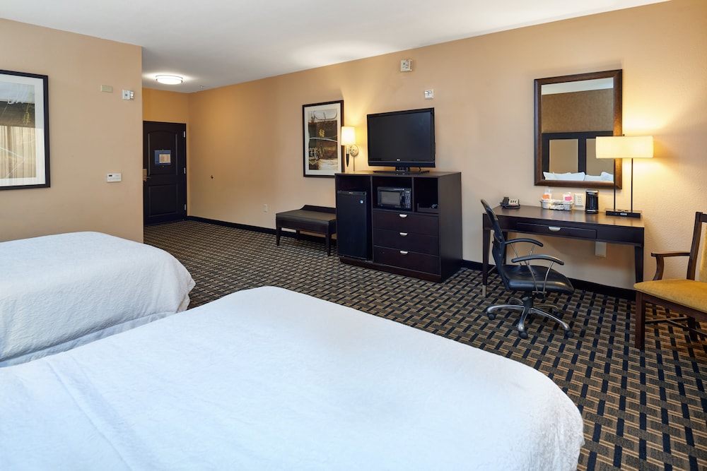 Hampton Inn & Suites Longview North - photo 9
