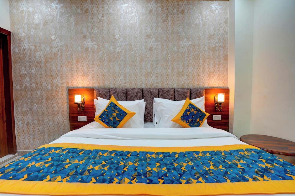 Relax Suites in Noida, India
