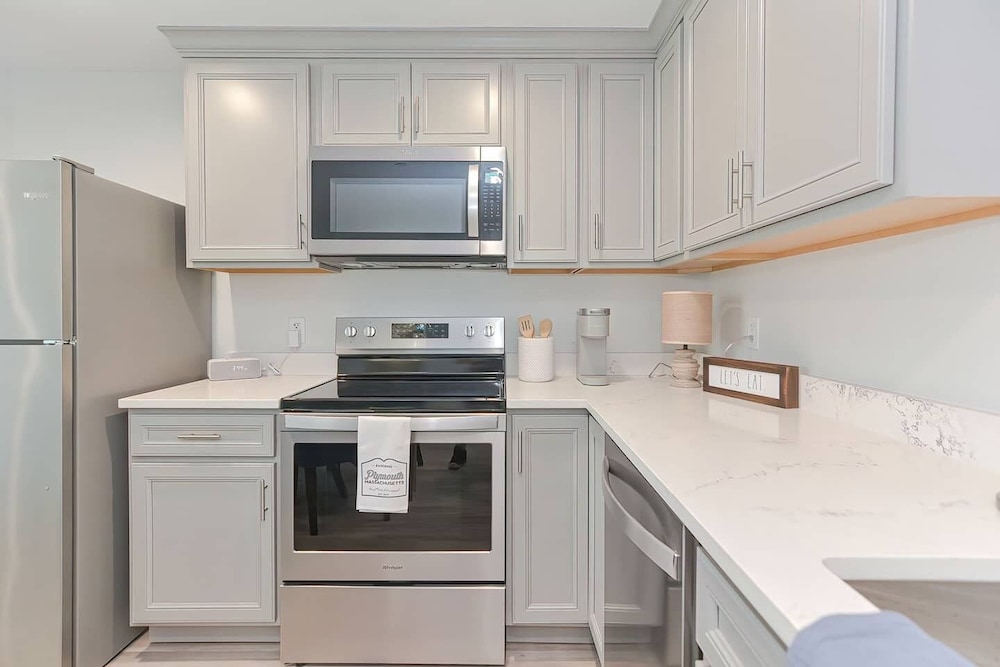 Harbourtown Suites - photo 40