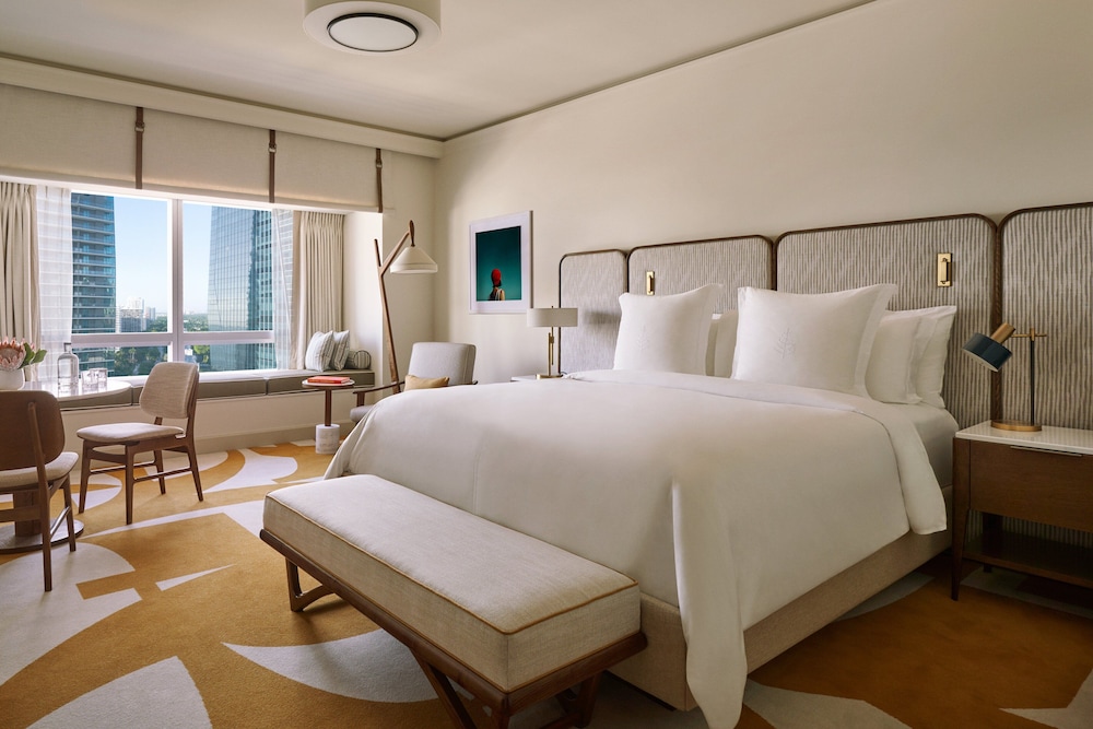Four Seasons Hotel Miami - photo 16