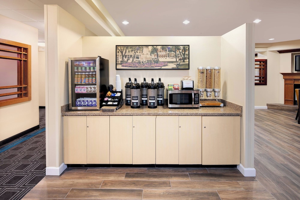 TownePlace Suites by Marriott Bentonville Rogers - photo 24