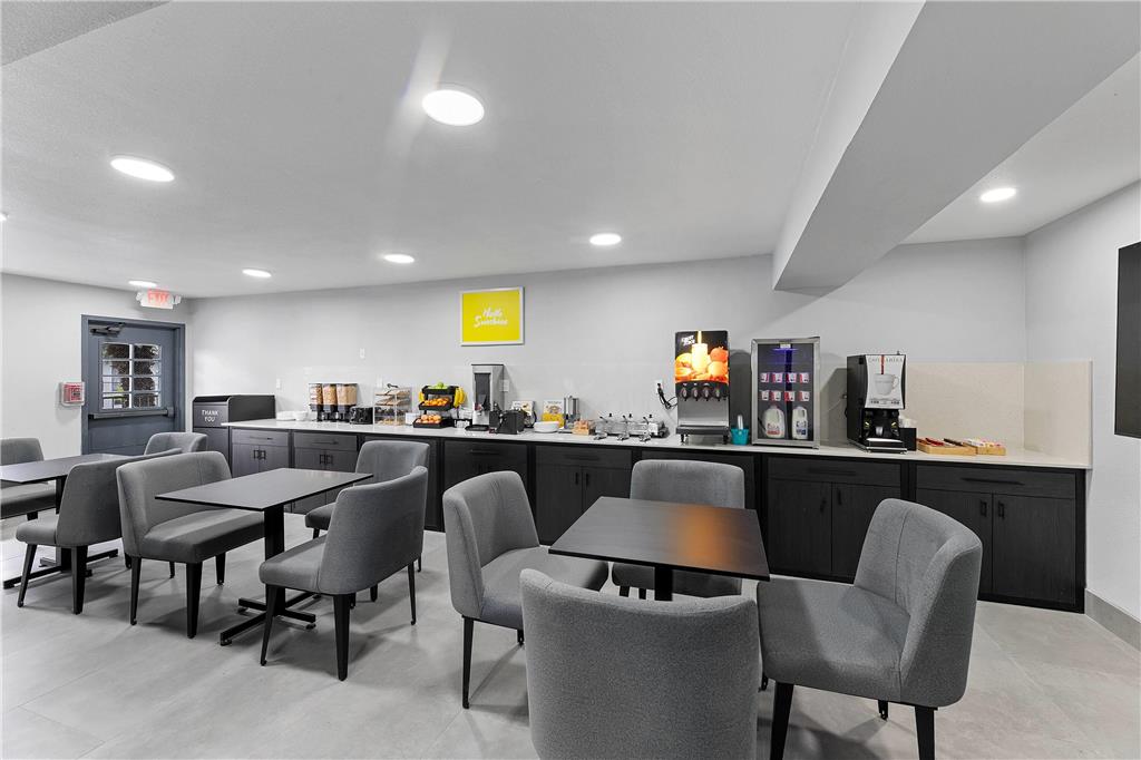 Days Inn by Wyndham San Antonio Near Lackland AFB - photo 24