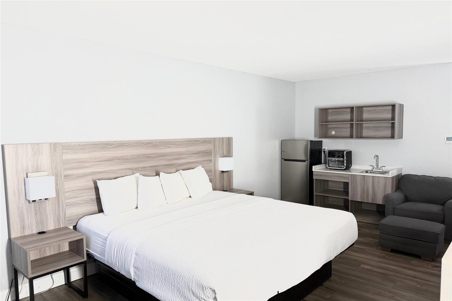Baymont by Wyndham Indianapolis South - photo 32