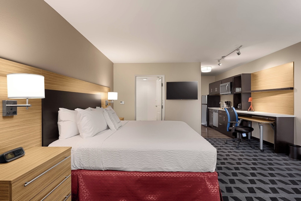 TownePlace Suites Charleston Mt. Pleasant - photo 6
