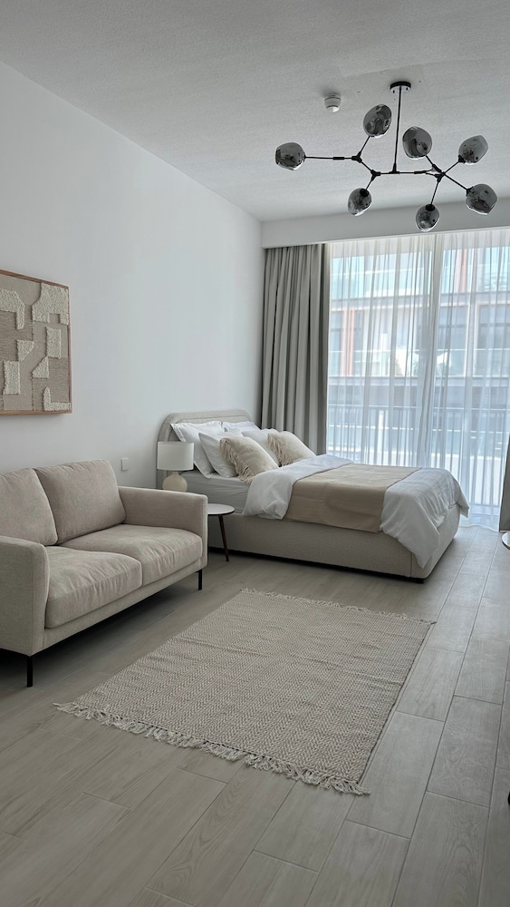 Cozy studio apartment in JVC — 4-Star Luxury Hotel in Dubai, United Arab Emirates