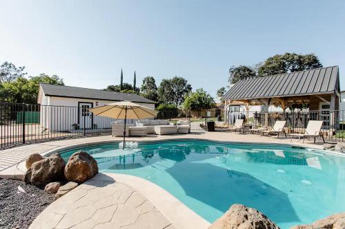 Beautiful spacious guest home — 4-Star Luxury Hotel in Roseville, United States