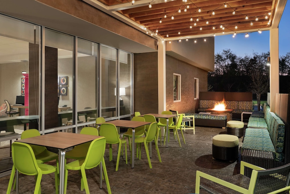 Home2 Suites by Hilton Harrisburg North - photo 31