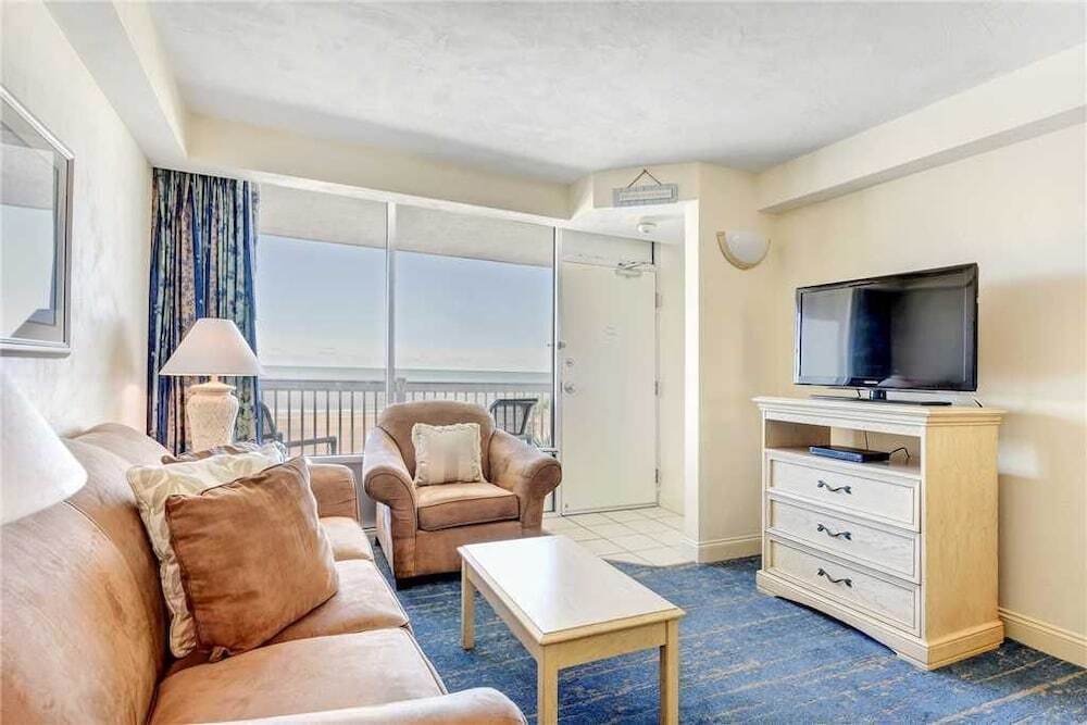 Daytona Beach Resort 306 One Bedroom Condo - featured photo