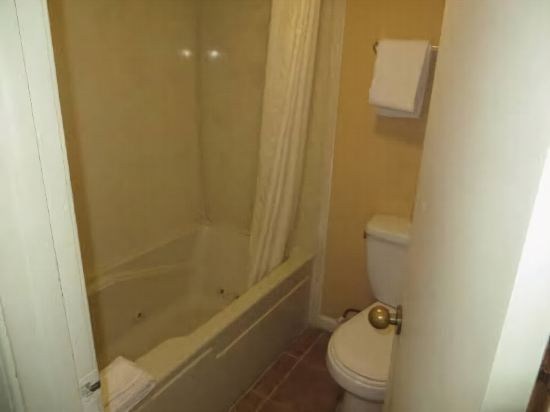 Executive Inn Wichita - photo 12