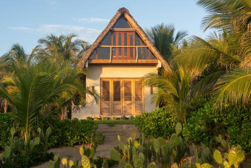 Lu Iba in Unknown City, Mexico