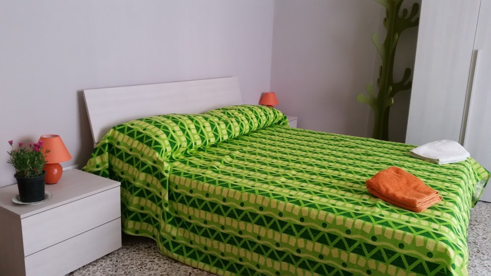 BB Metro Salerno in Salerno, Italy