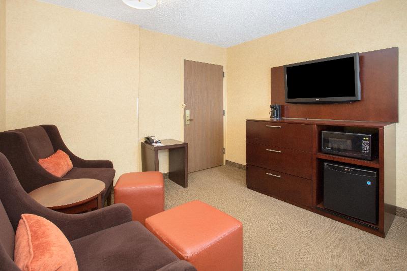 Crowne Plaza Denver Airport Convention Ctr an Ihg Hotel - photo 21
