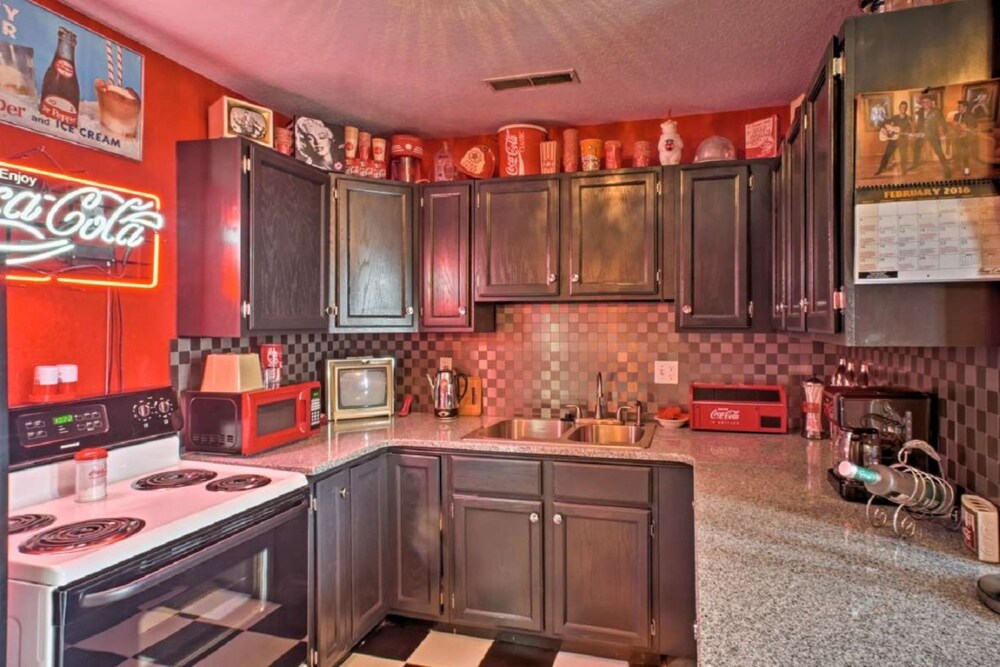 Presley's Penthouse 2BR Branson Resort Condo - photo 26