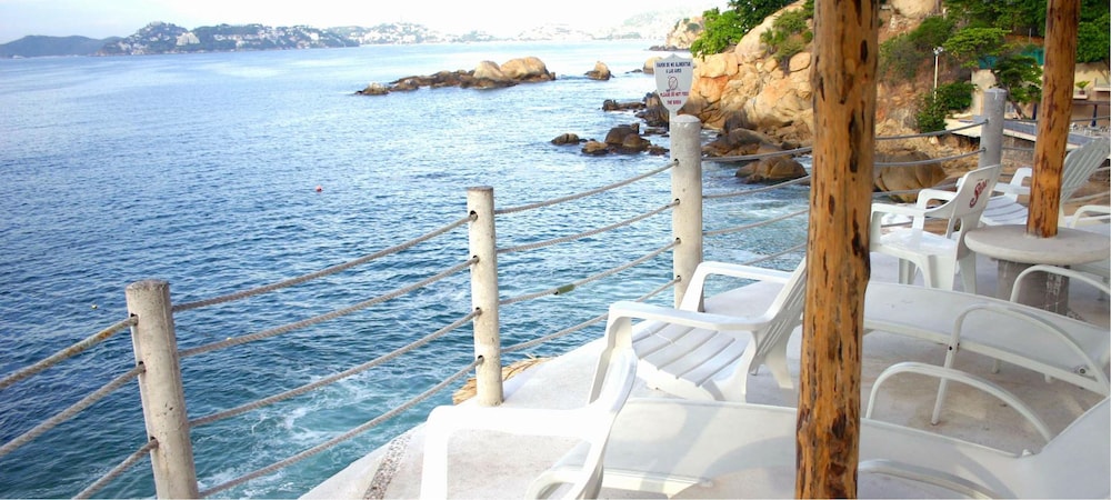 Sundeck