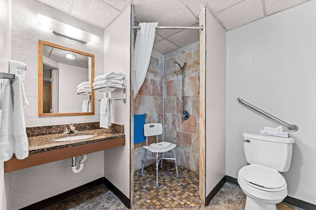 Days Inn by Wyndham Sioux Falls Empire - photo 19