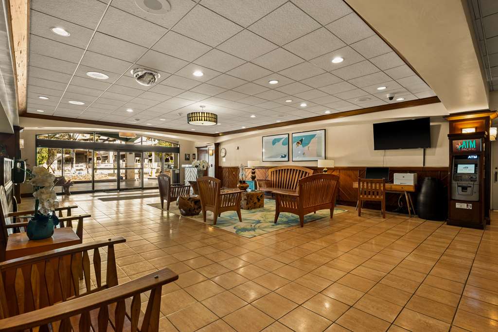 Airport Honolulu Hotel Trademark Collection by Wyndham - photo 12