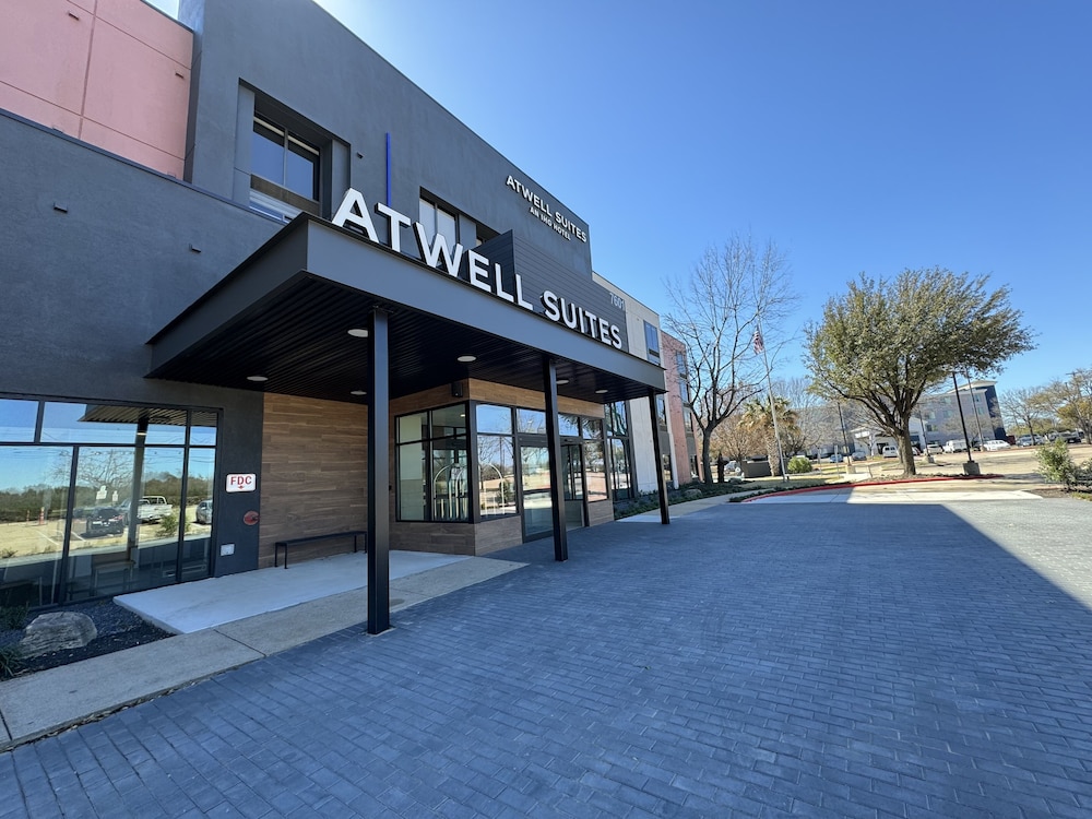 Atwell Suites Austin Airport by IHG - photo 80