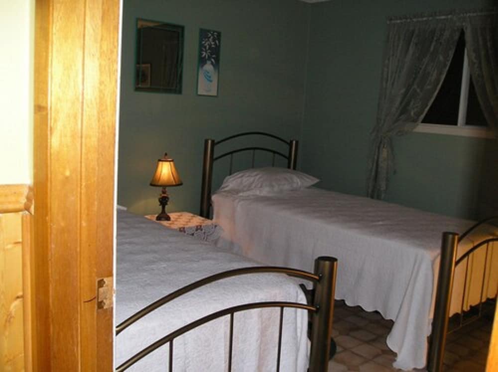 Gullivers Cove Oceanview Cottages — Digby — photo 3