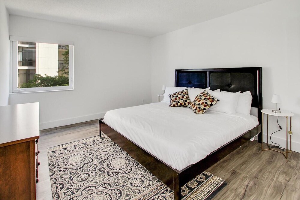 Bohemian 1BR in Coconut Grove by Sonder - photo 4