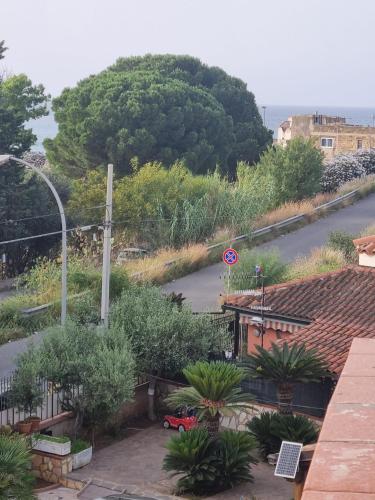 Vida Loca Appartamento Vicino Aereporto E 200mt Spiaggia in Carini, Italy