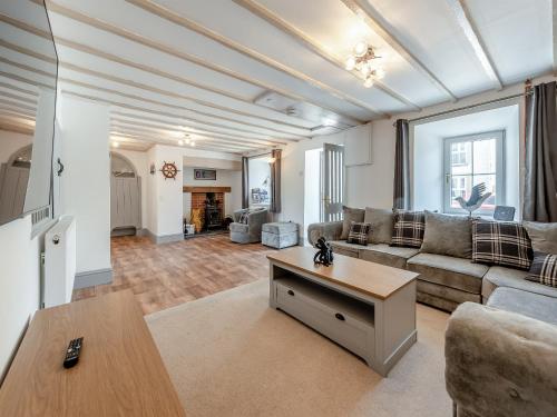 Snowdrop — 4-Star Luxury Hotel in None, United Kingdom