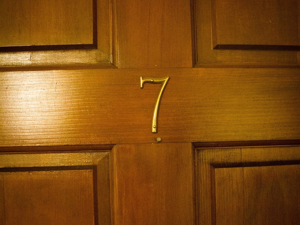 The Stagecoach Inn Bed & Breakfast and Five20 Social Stop - photo 14