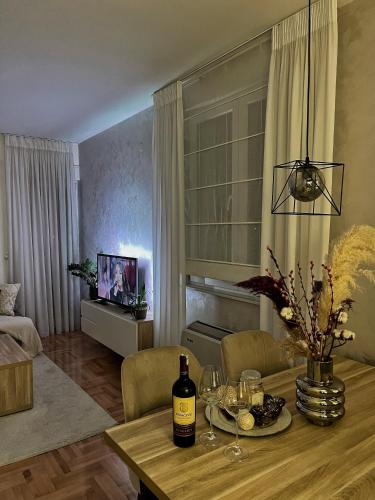 Monarh — 4-Star Luxury Hotel in Bijeljina, Bosnia and Herzegovina
