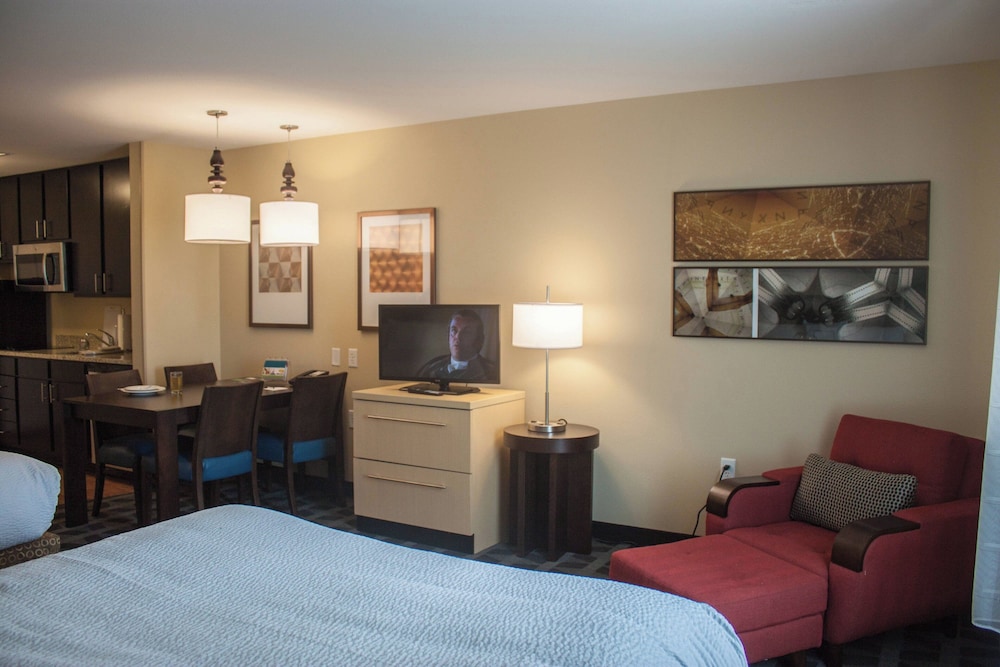Towneplace Suites Beaumont Port Arthur - photo 6