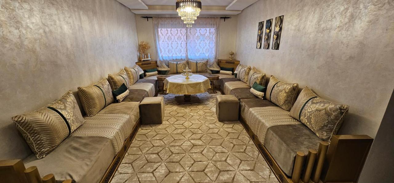 Appartement moderne confort avec piscine et clim — 4-Star Luxury Hotel in Marrakesh, Morocco
