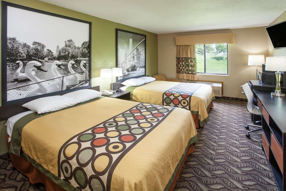 Super 8 by Wyndham Dwight - photo 7