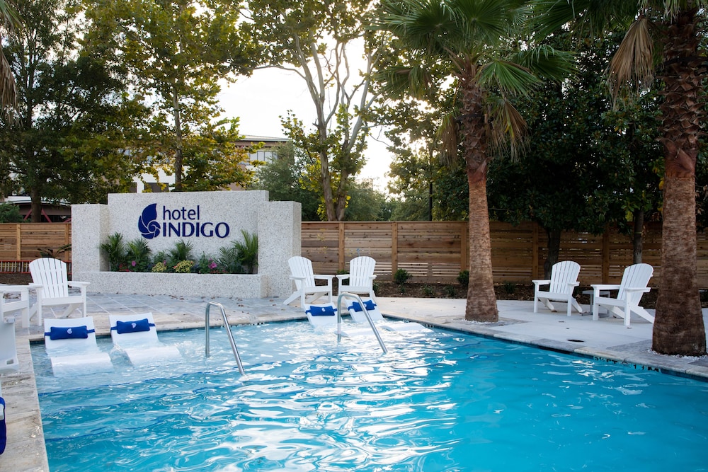 Hotel Indigo Mount Pleasant by IHG - photo 20