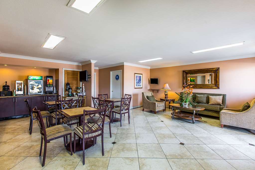 Quality Inn Lake Elsinore I 15 - photo 30