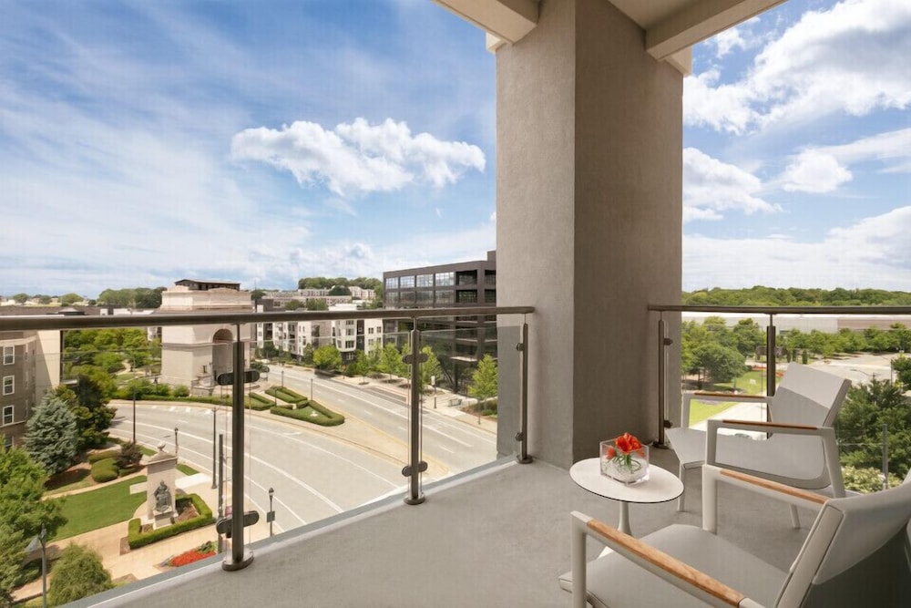 Embassy Suites by Hilton Atlanta Midtown - photo 12