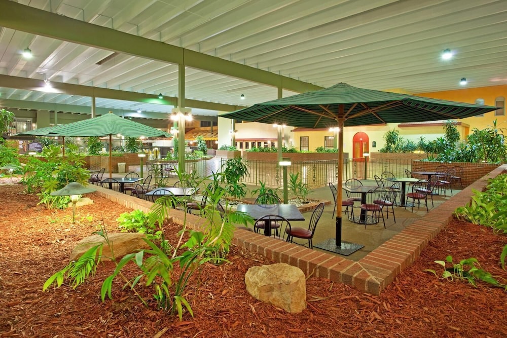 Ramada by Wyndham Indiana - photo 21