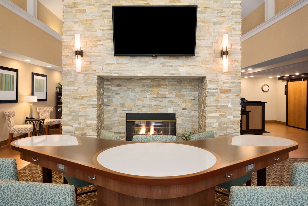 Homewood Suites Toledo Maumee - photo 32