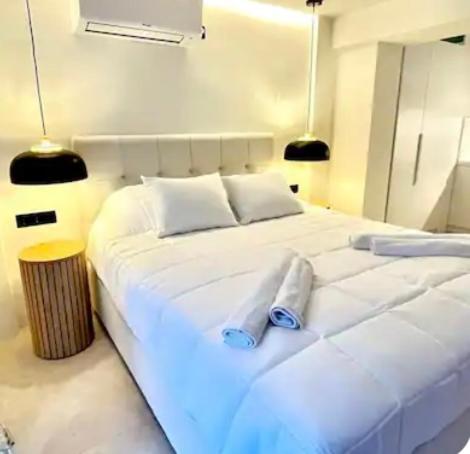 Luxury Haven — Saronida