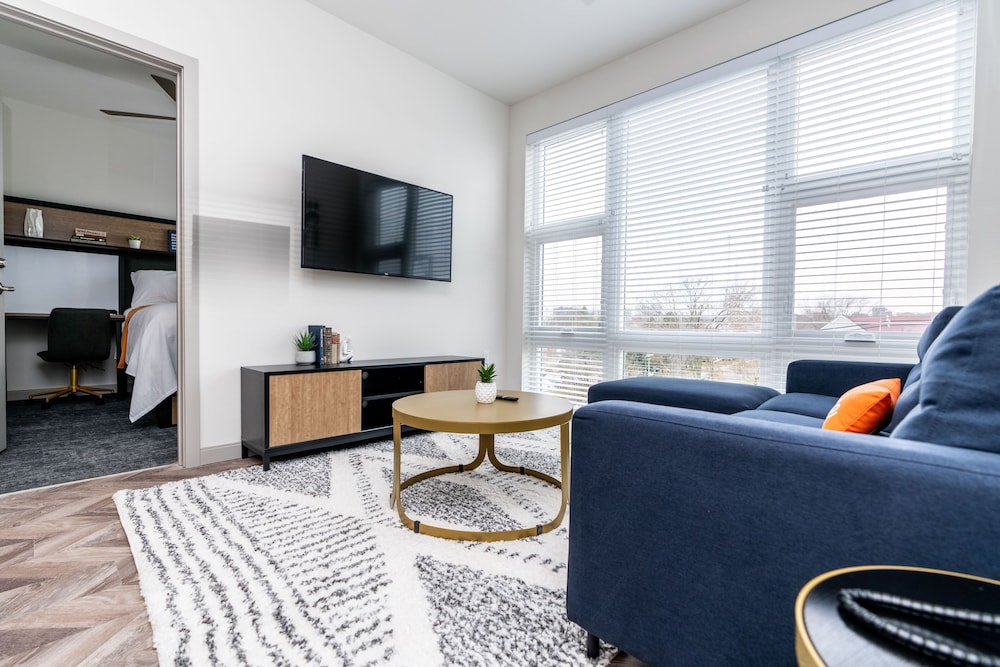 Yugo Guest Suites - photo 25