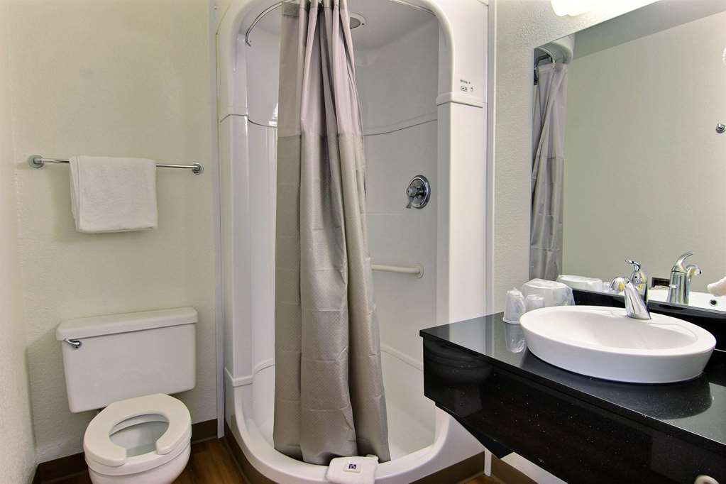 Motel 6 Kingsville TX - photo 26