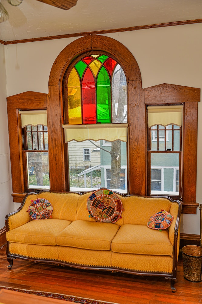 Arts Inn - photo 4