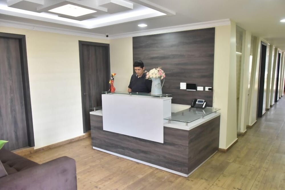 Vivancos in Huaquillas, Ecuador