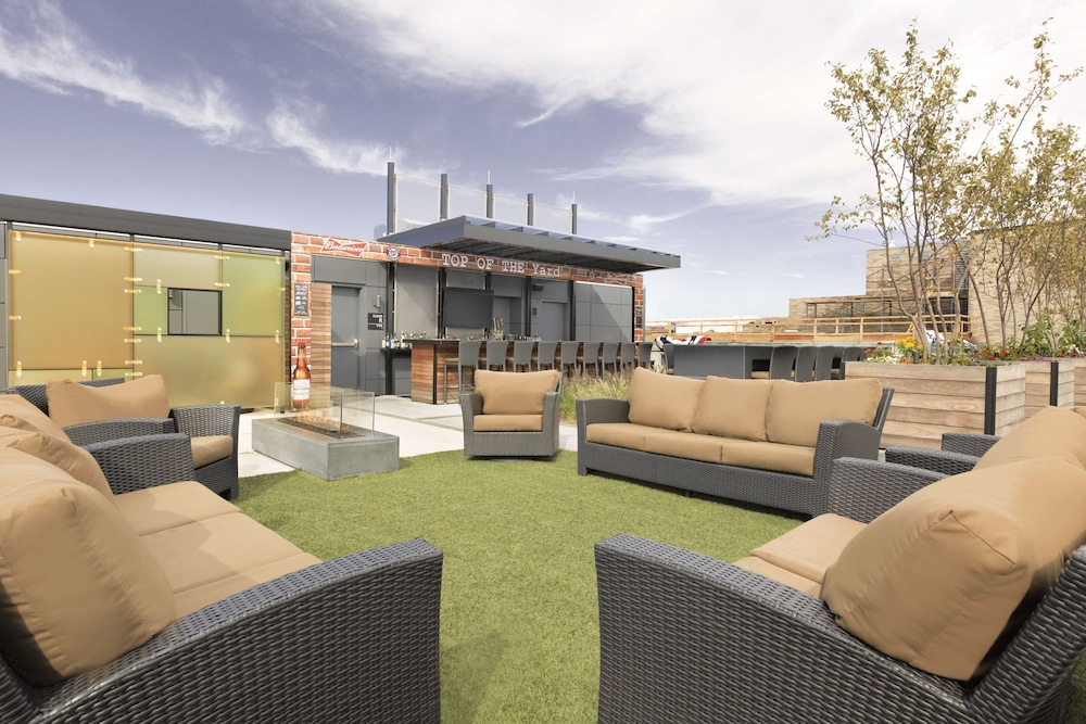 Hampton Inn & Suites Washington DC Navy Yard - featured photo