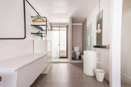 MIQ_5br Silom Bts Mrt Wifi 1000MB Jacuzzi 16pax
