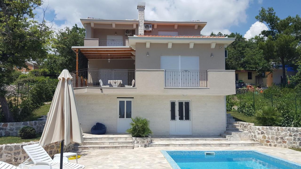 Villa Soleada — 4-Star Luxury Hotel in Igalo, Montenegro
