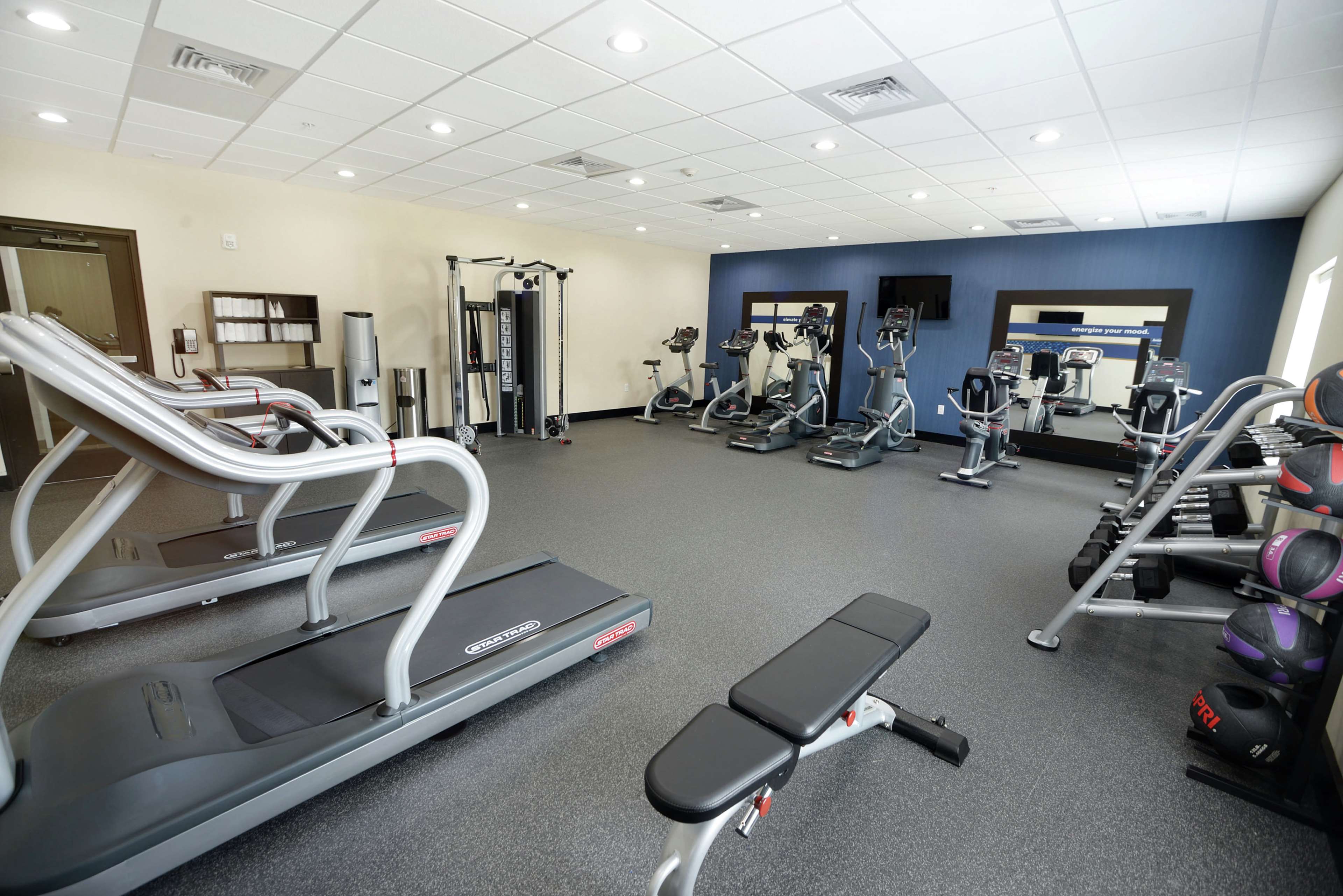 Hampton Inn & Suites Oklahoma City Quail Springs - photo 47
